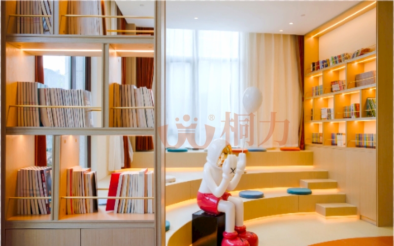 1703140957358983.jpg 阅览室.jpg